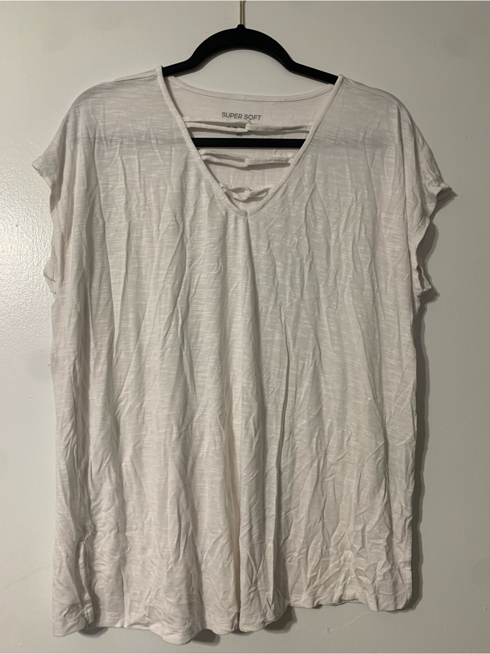 torrid White Super Soft V-Neck Short Sleeve Tee